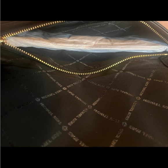 Michael Kors Vivianne black large quilted leather clutch - Picture 6 of 6